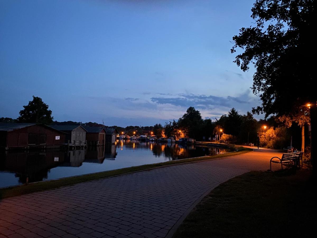 Kapluv Plau Am * Plau am See
